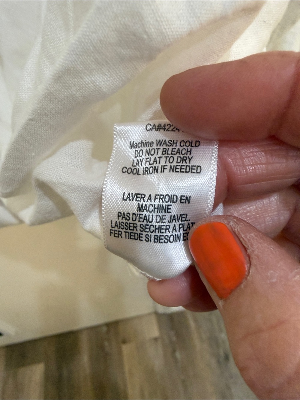 Women's White Button-Down Blouse with Gathered Hem - Picture 6 of 6